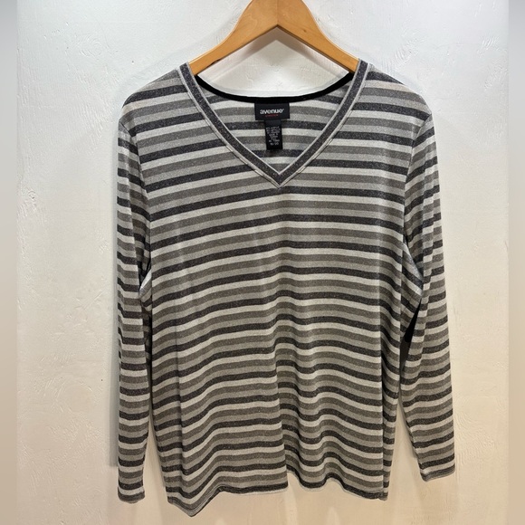 Avenue Tops - Avenue Relaxed fit V-Neck Striped long sleeve Shirt Gray Silver Black NWT Sz 20